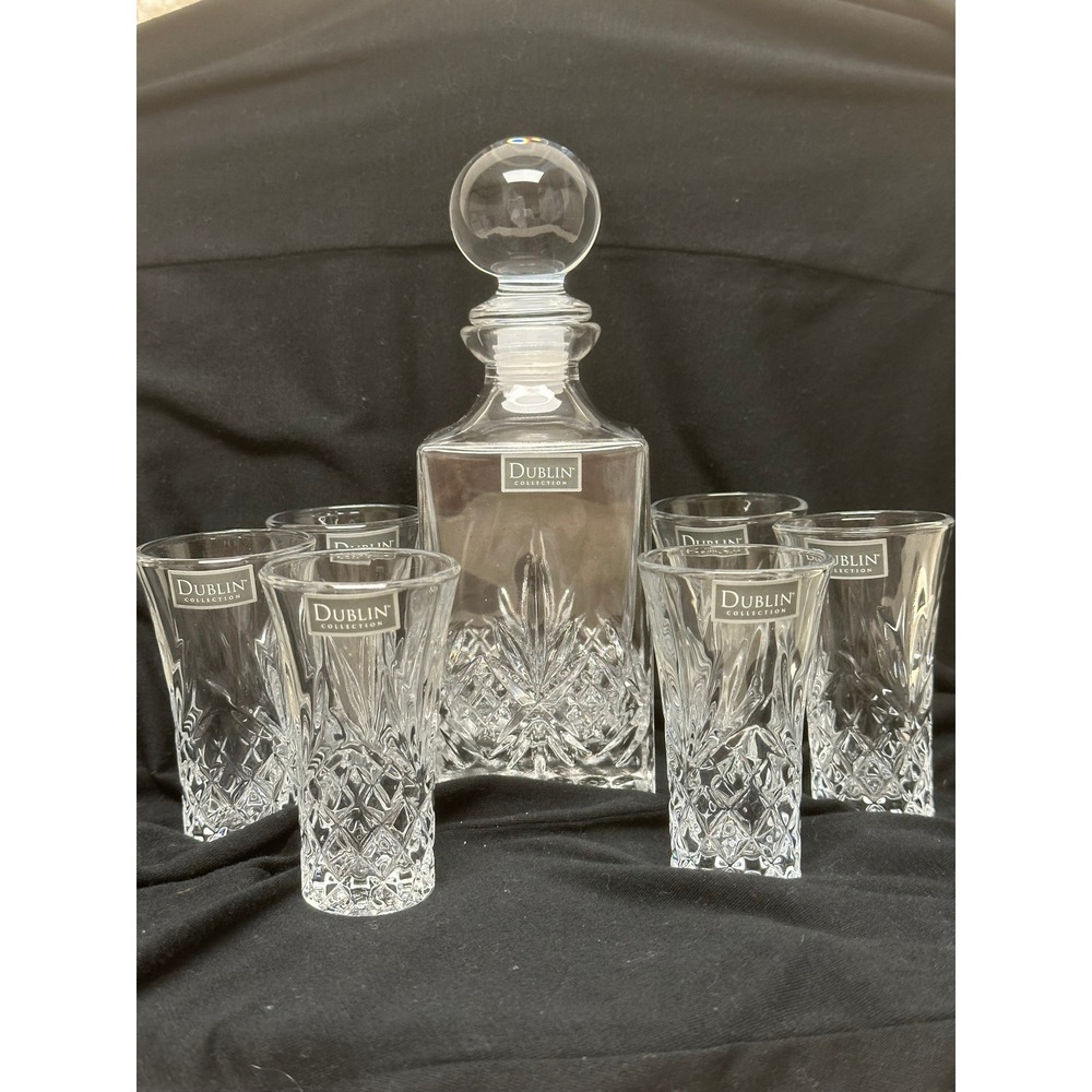 Elegant Dublin Collection Crystal Decanter Set with 6 Cordial/Liqueur Glasses - Picture 2 of 9